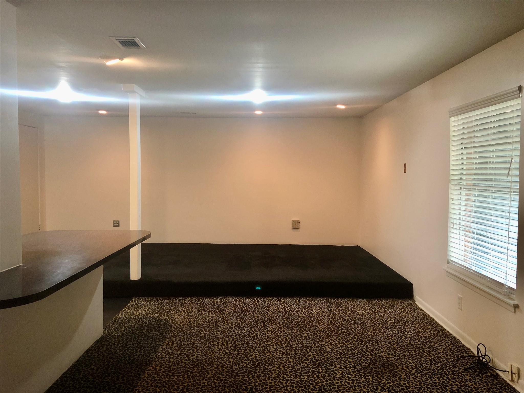 2403 Sherwood Ln, Austin, TX 78704