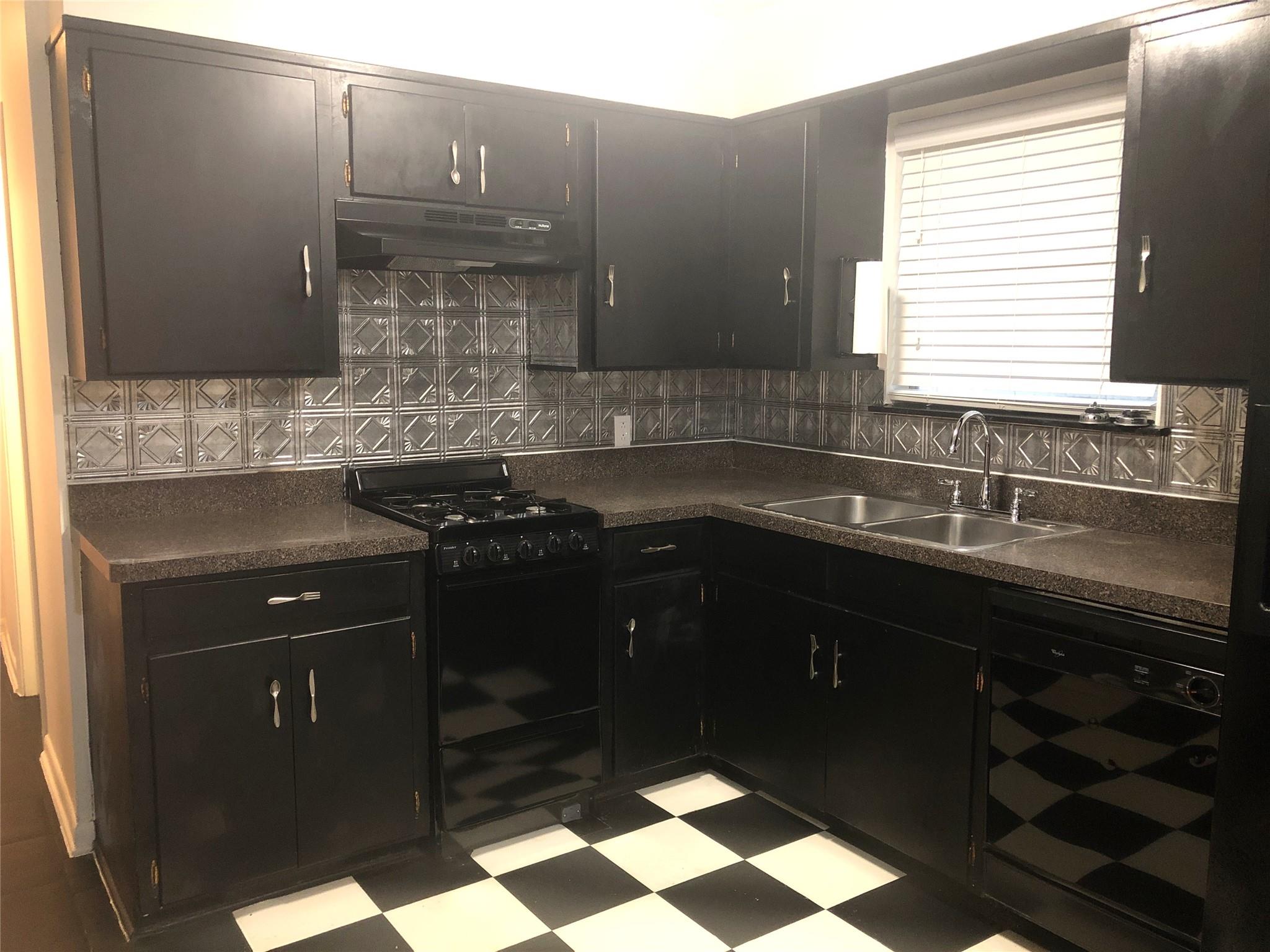 2403 Sherwood Ln, Austin, TX 78704