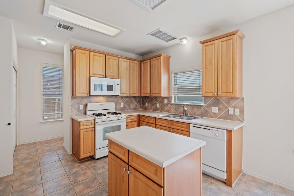 10520 Fosseway Dr, Austin, TX 78717
