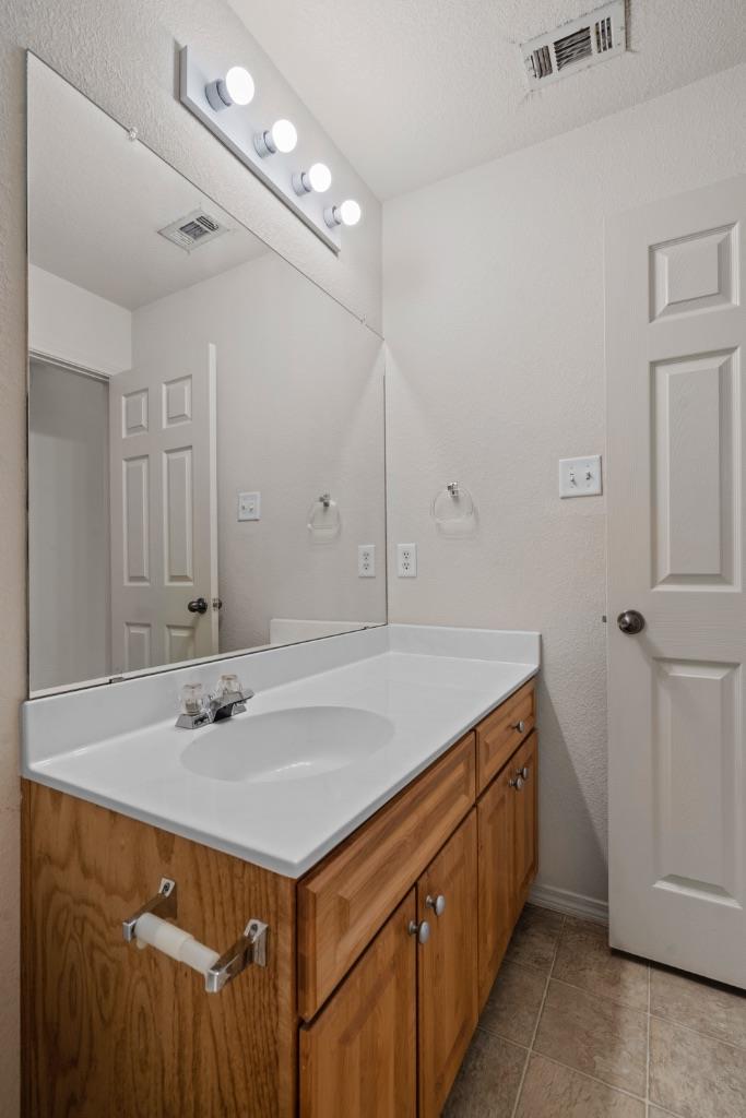 10520 Fosseway Dr, Austin, TX 78717