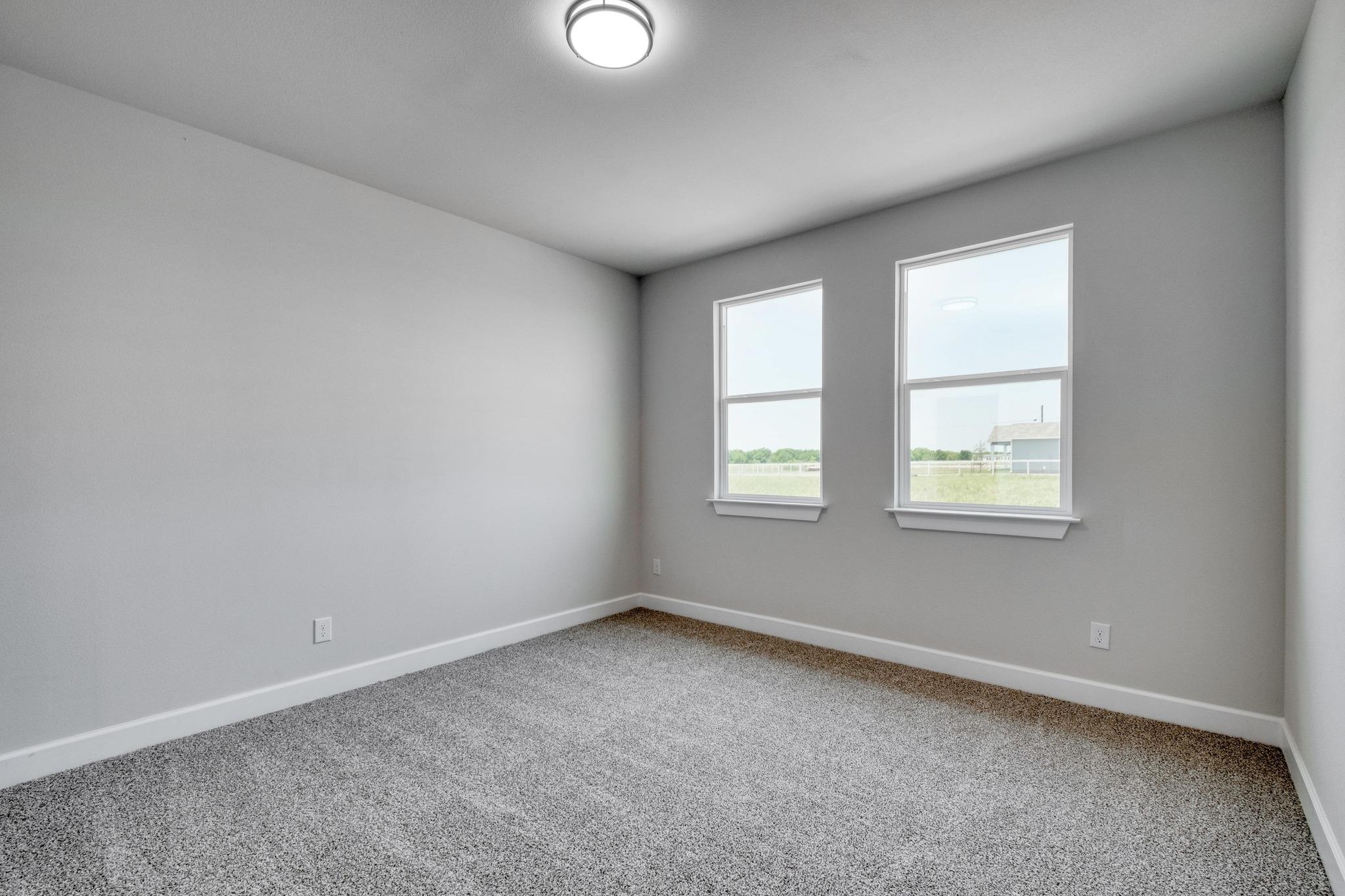 203 Alonzo Dr, Del Valle, TX 78617