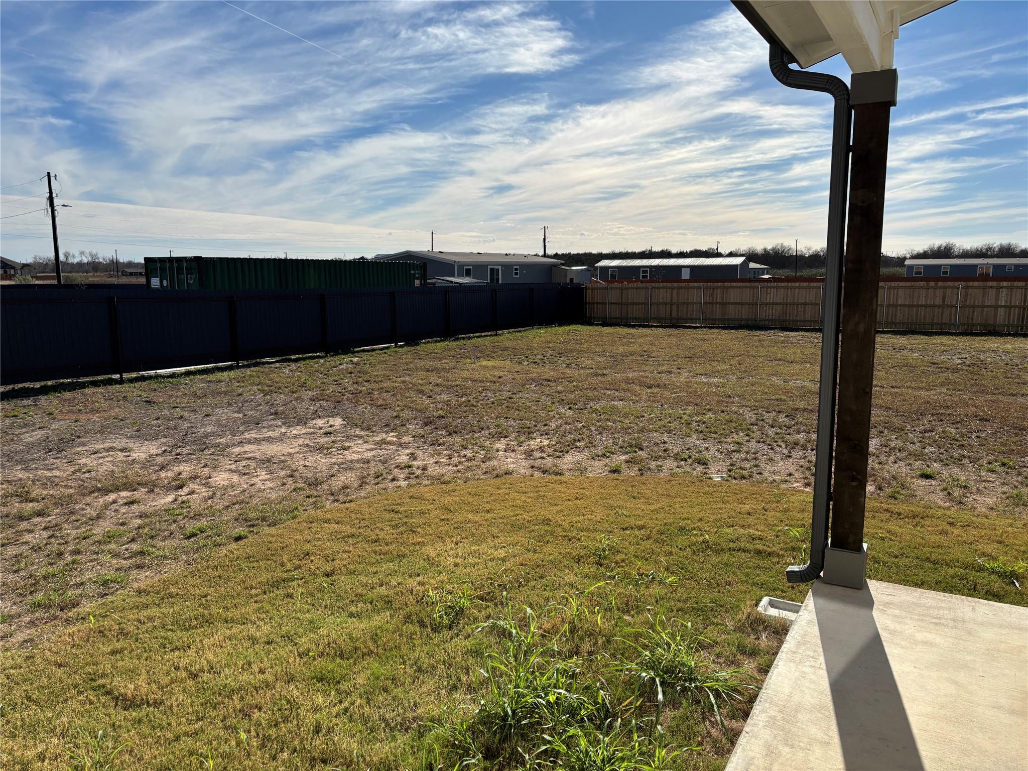 203 Alonzo Dr, Del Valle, TX 78617