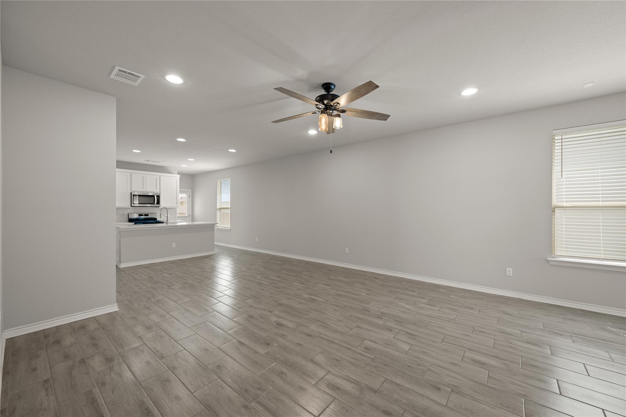 521 Rearing Mare Pass, Georgetown, TX 78626
