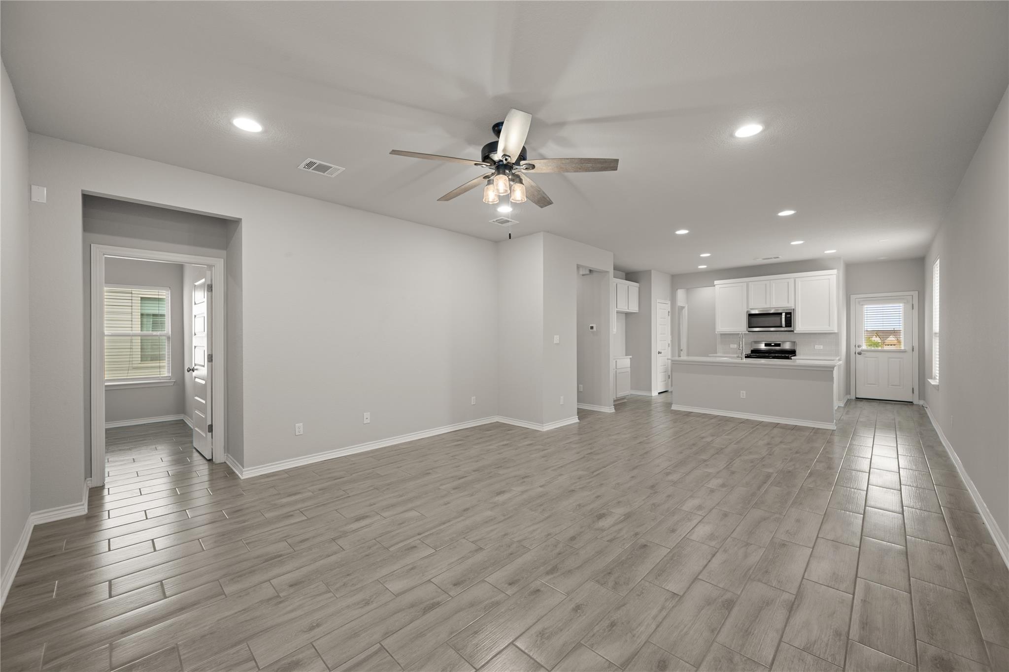 521 Rearing Mare Pass, Georgetown, TX 78626