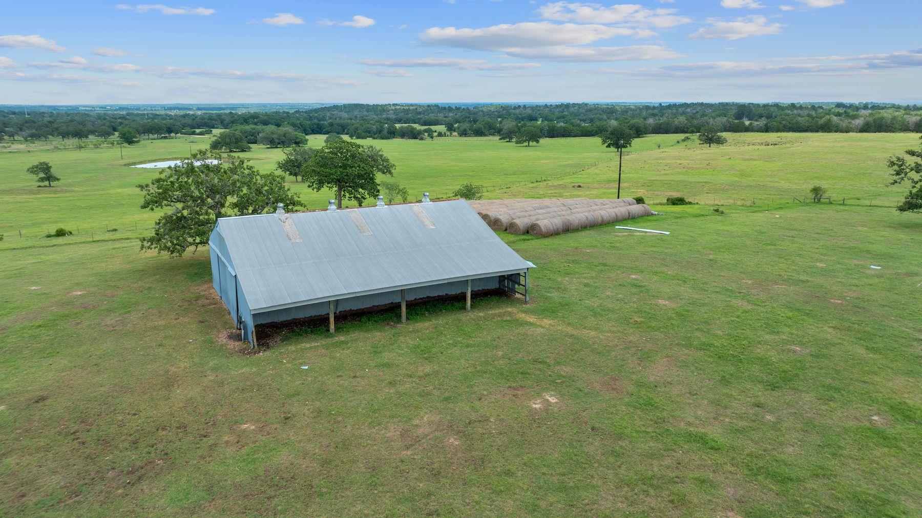 1063 Private Road 4485, Giddings, TX 78942