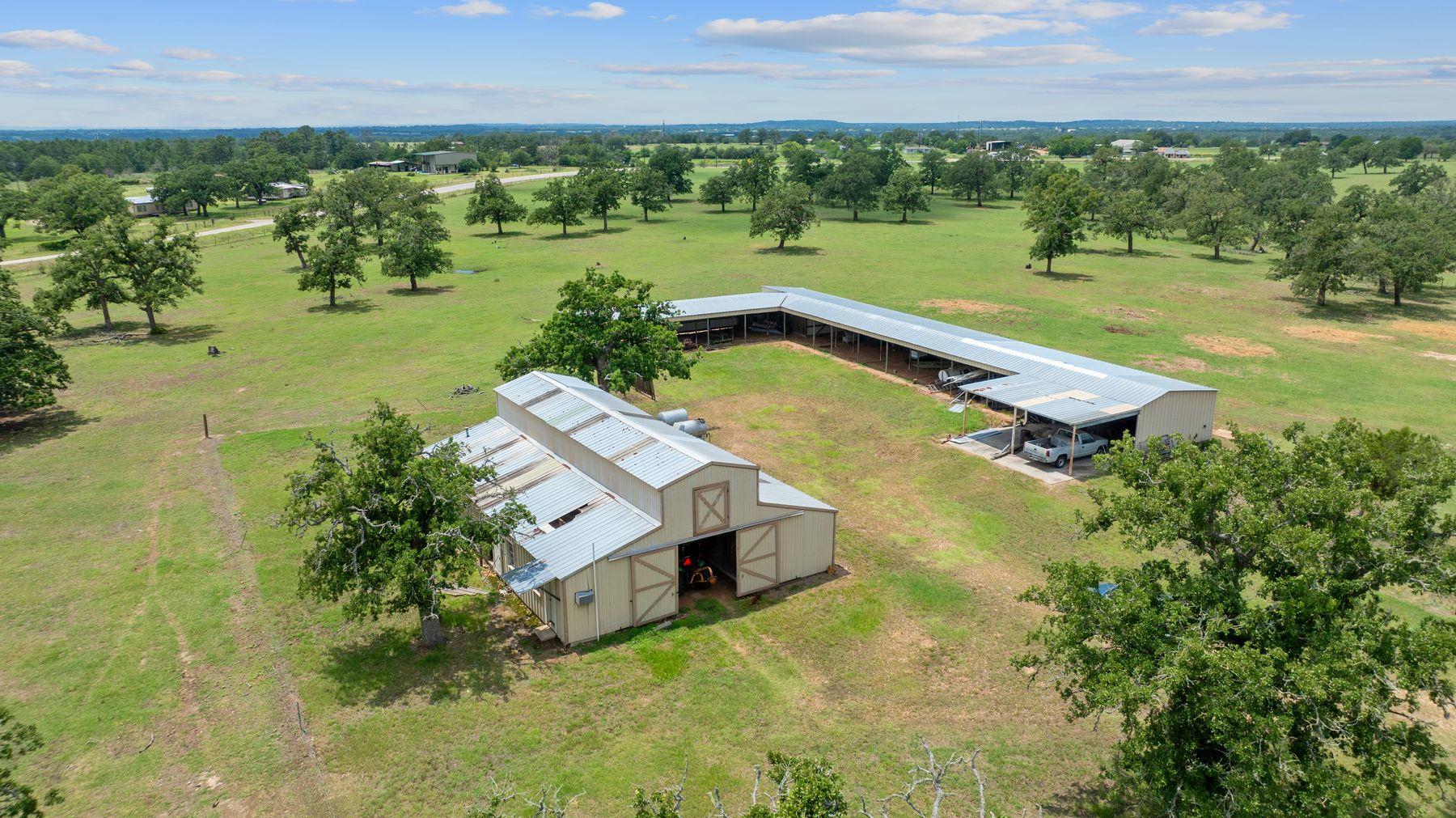 1063 Private Road 4485, Giddings, TX 78942