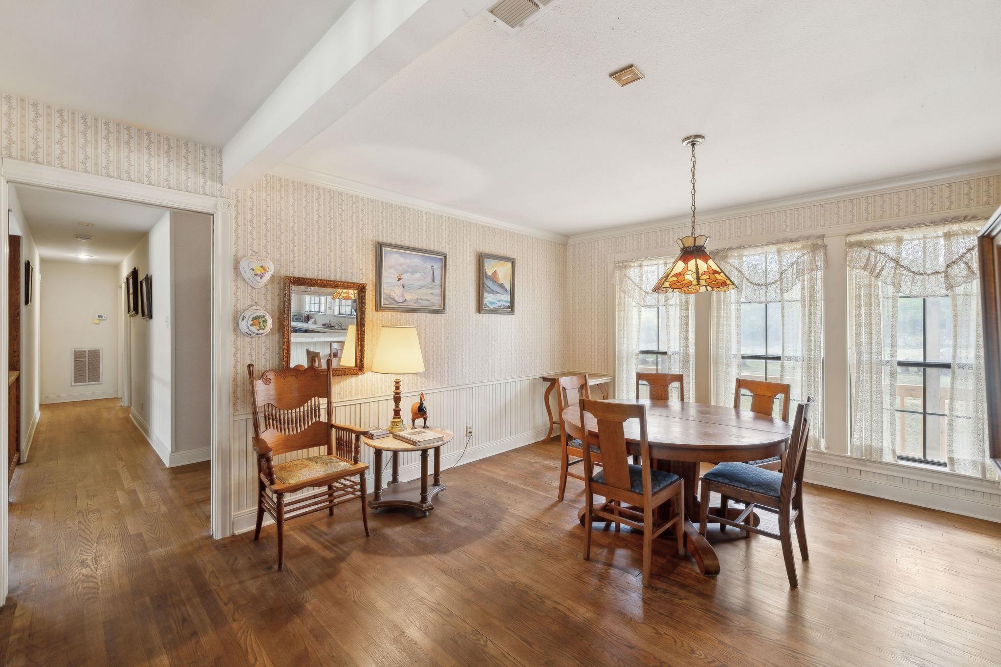 27846 Natural Bridge Caverns Rd, San Antonio, TX 78266