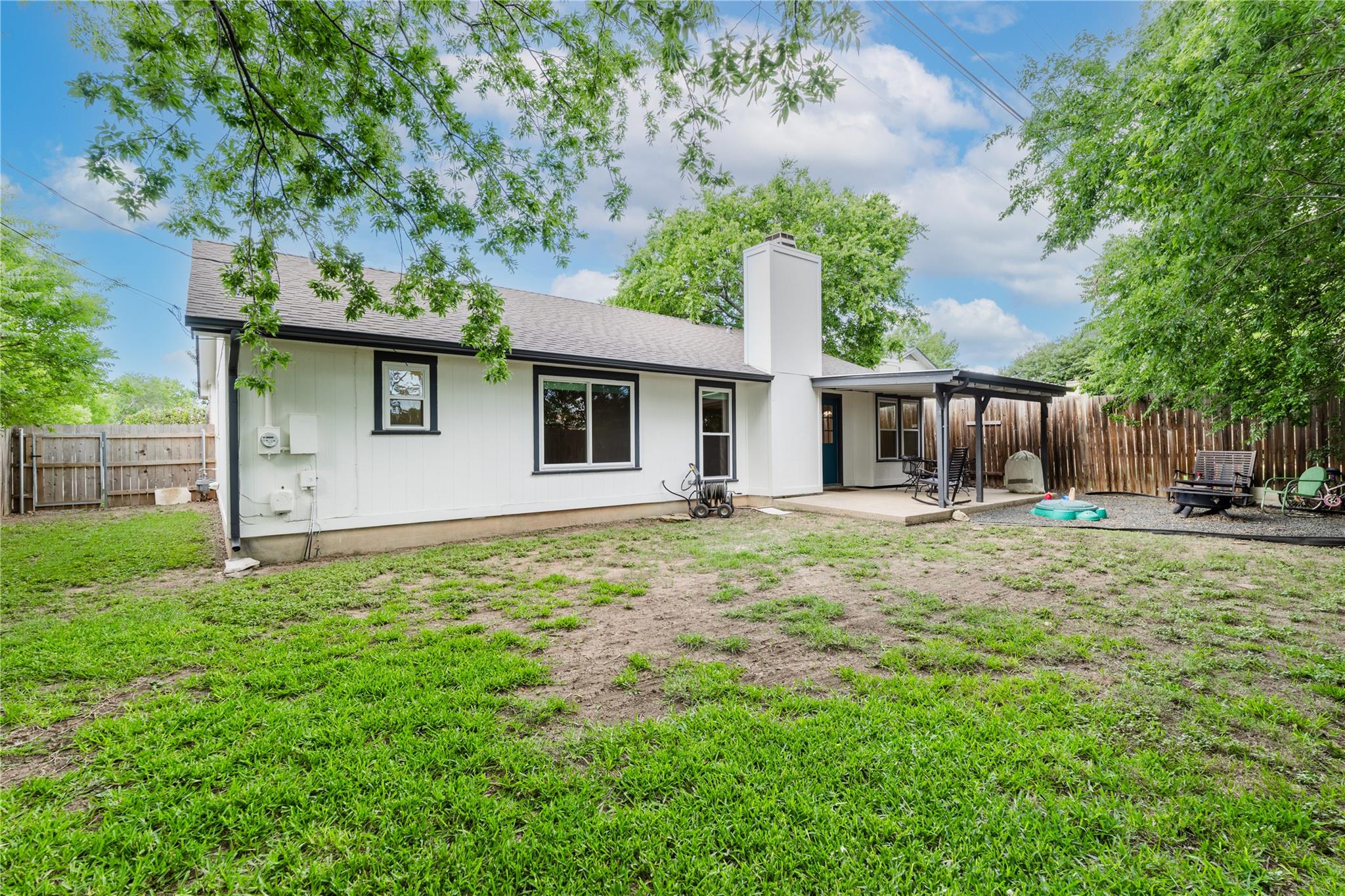 1404 Troy Ln, Round Rock, TX 78664