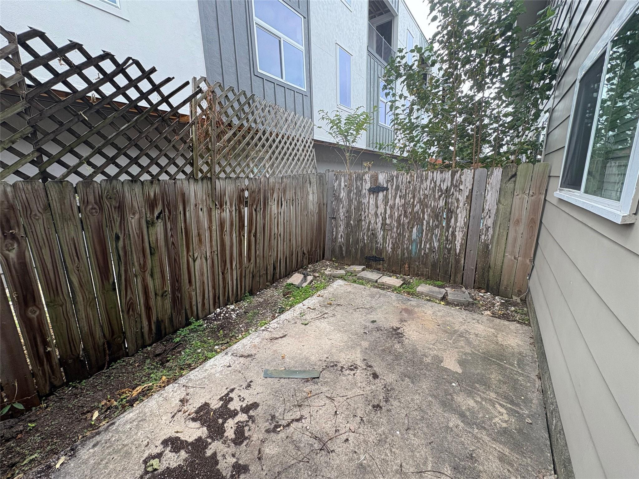 7914 Mullen Dr # 105, Austin, TX 78757