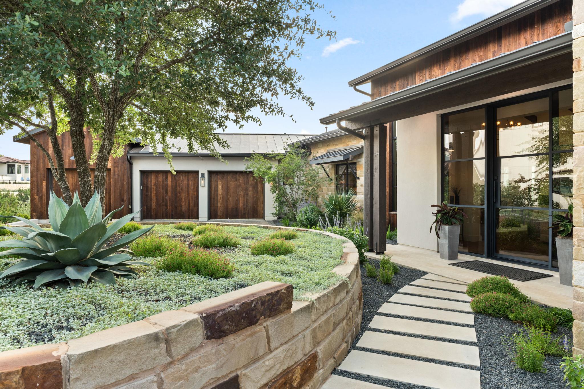 12625 Maidenhair Ln # 32, Austin, TX 78738