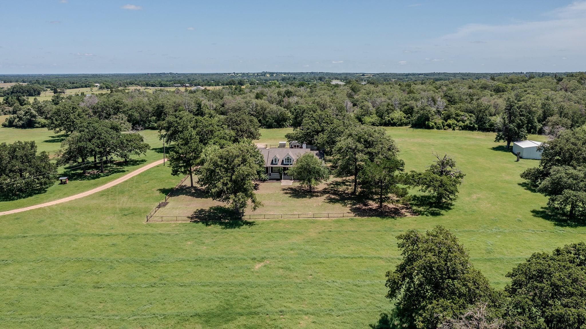 2140 County Road 305, Rockdale, TX 76567