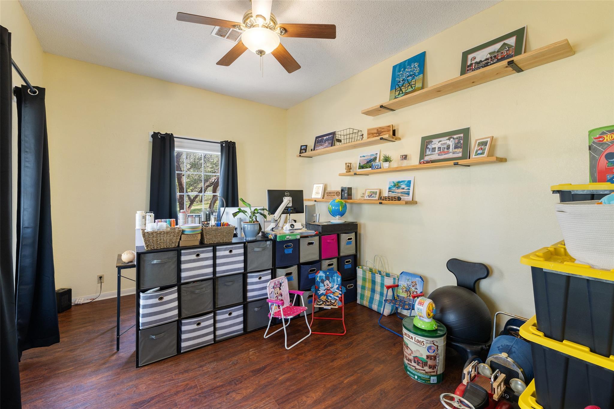 4414 Three Creek Trl, Spicewood, TX 78669