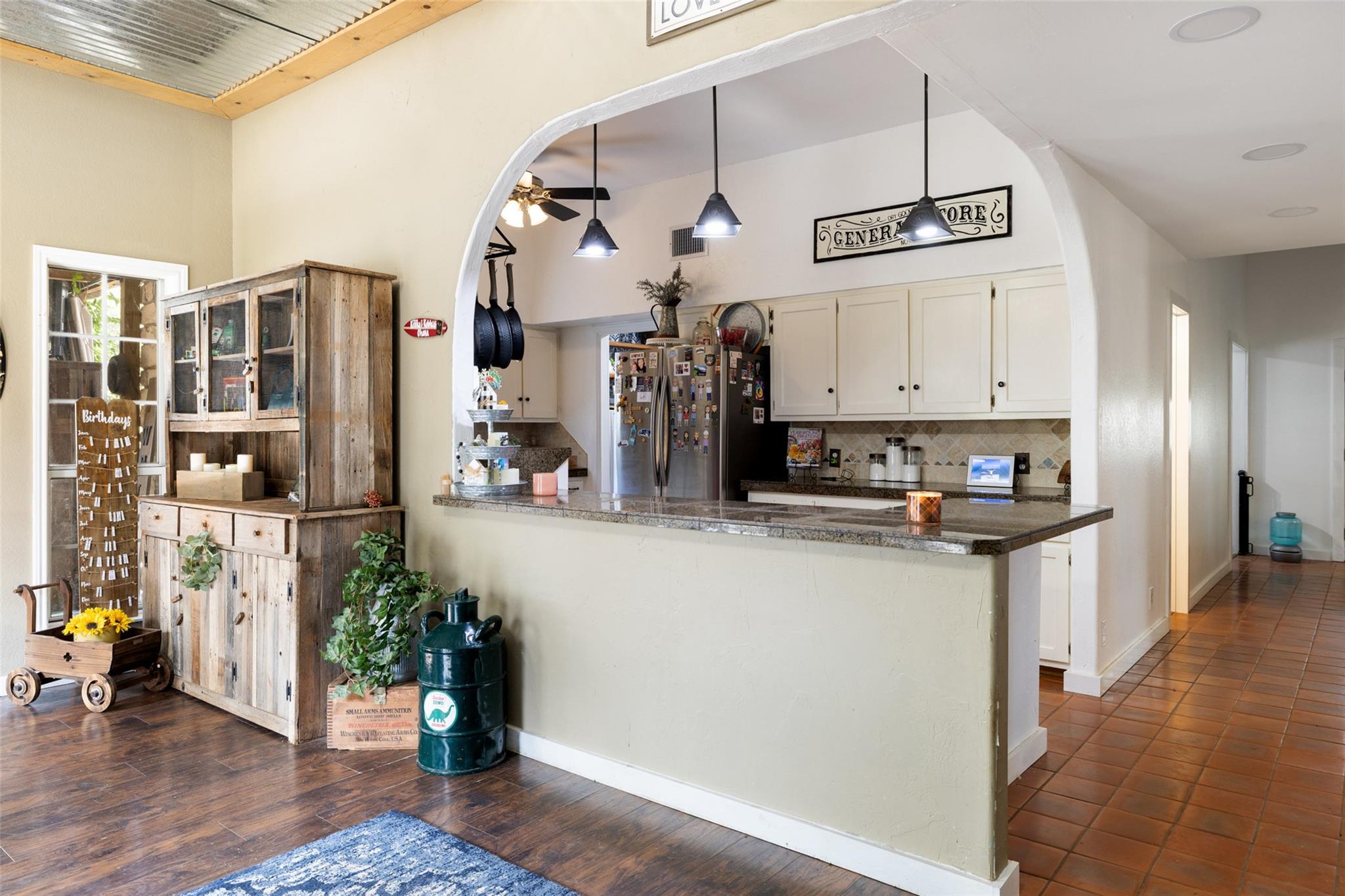 4414 Three Creek Trl, Spicewood, TX 78669