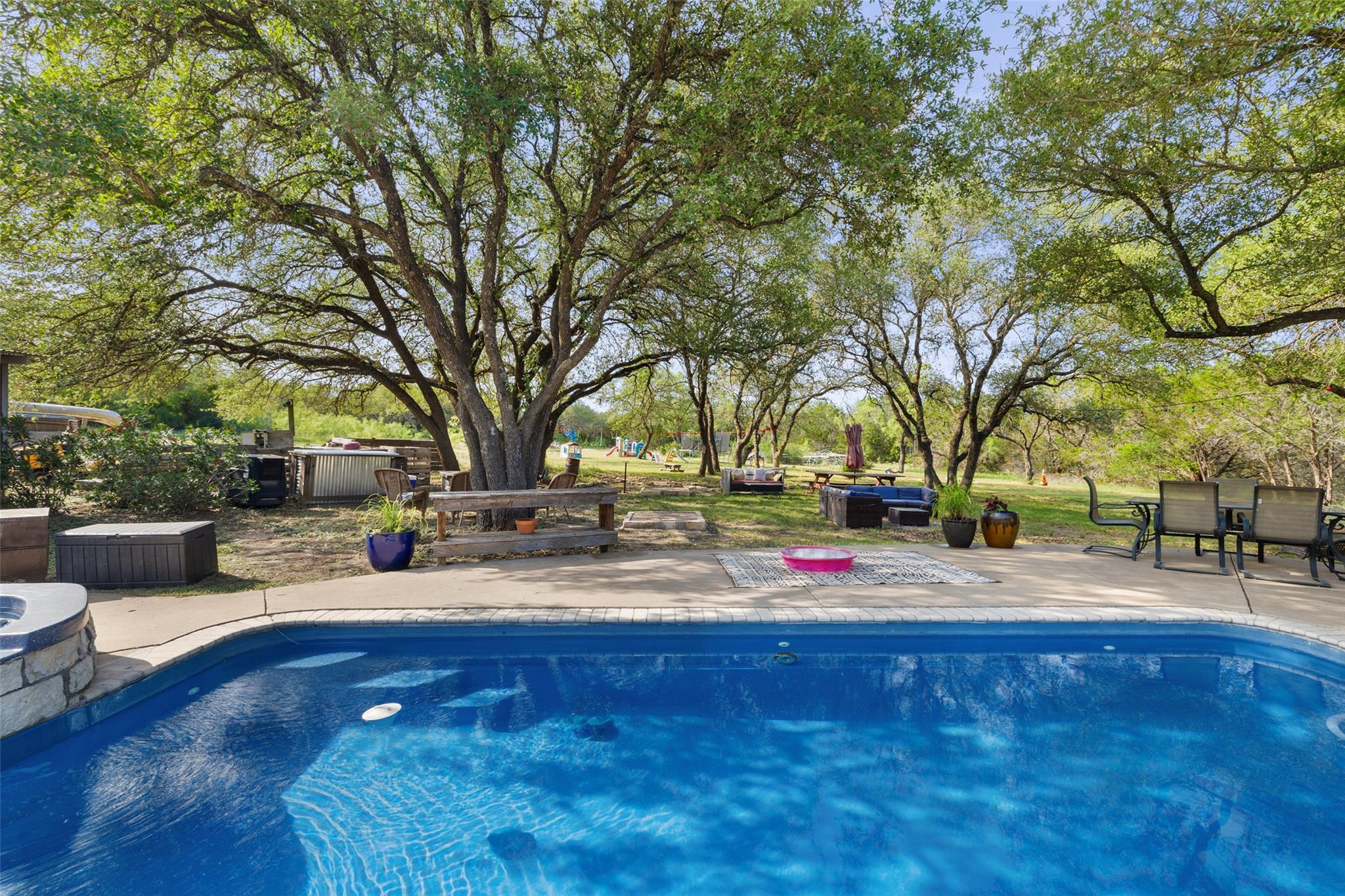 4414 Three Creek Trl, Spicewood, TX 78669
