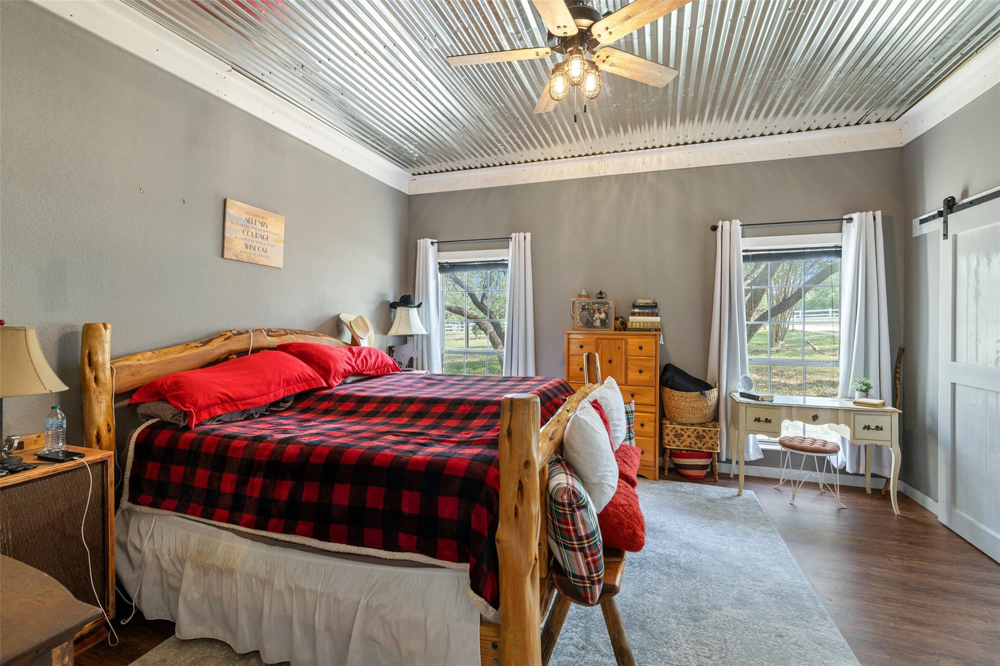 4414 Three Creek Trl, Spicewood, TX 78669