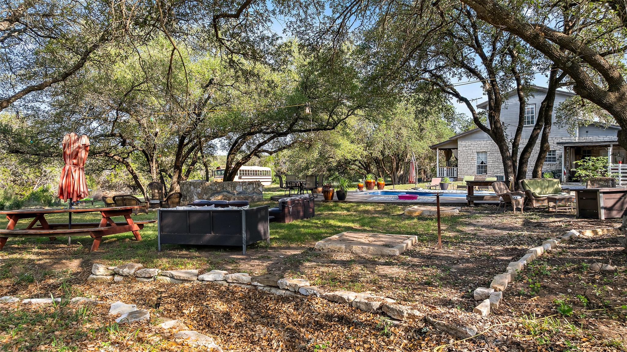 4414 Three Creek Trl, Spicewood, TX 78669