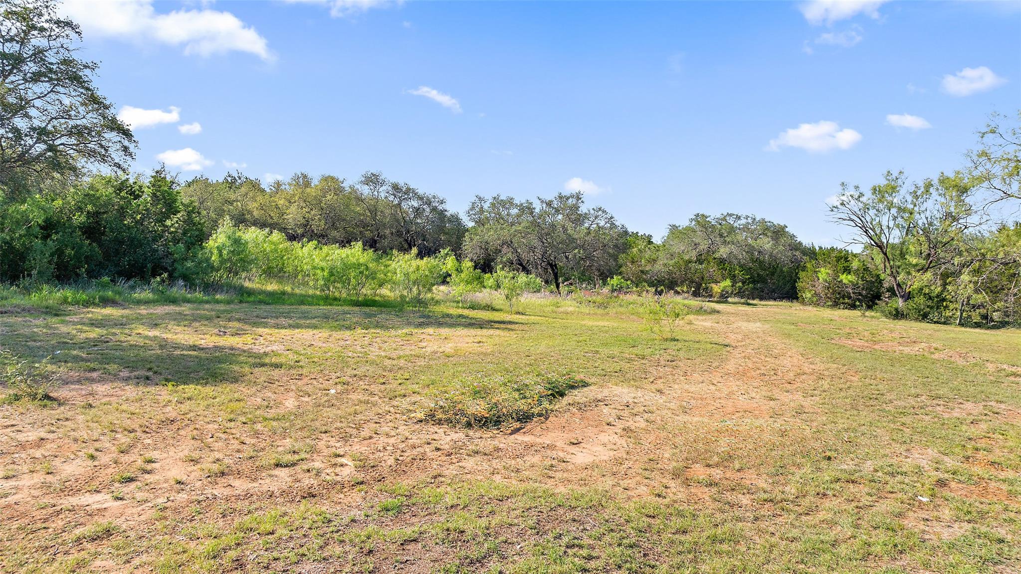 4414 Three Creek Trl, Spicewood, TX 78669