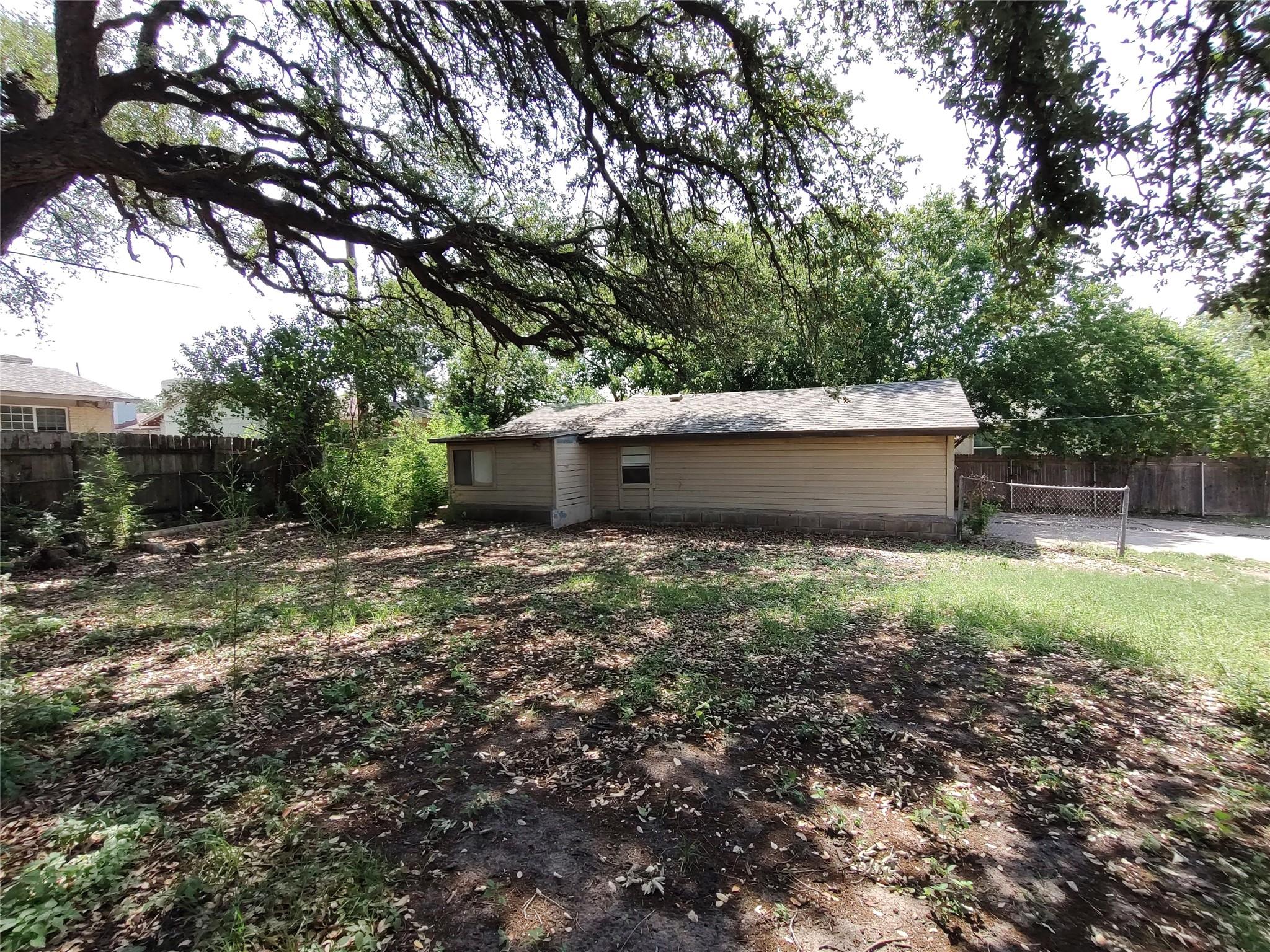 405 Oertli Ln, Austin, TX 78753