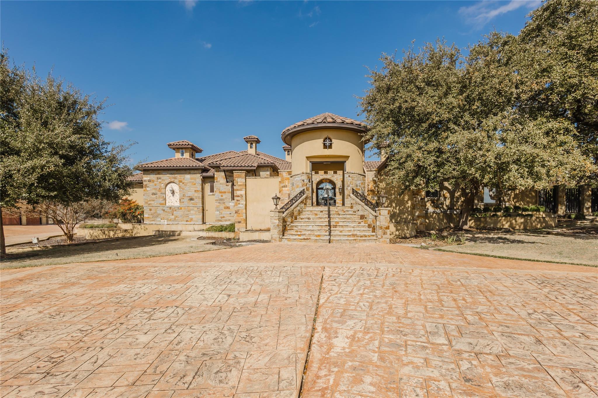 1024 Spanish Trl, New Braunfels, TX 78132
