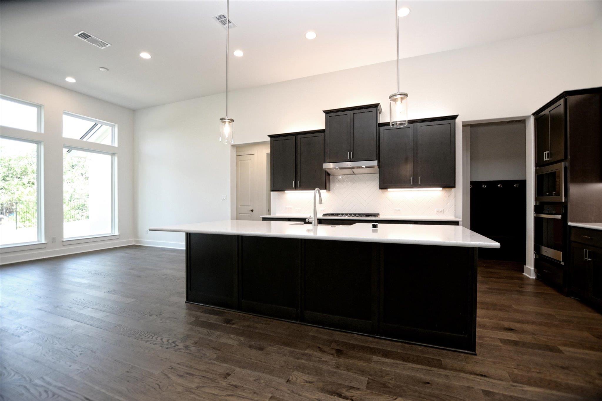 3504 Emerald Lake Path, Georgetown, TX 78633