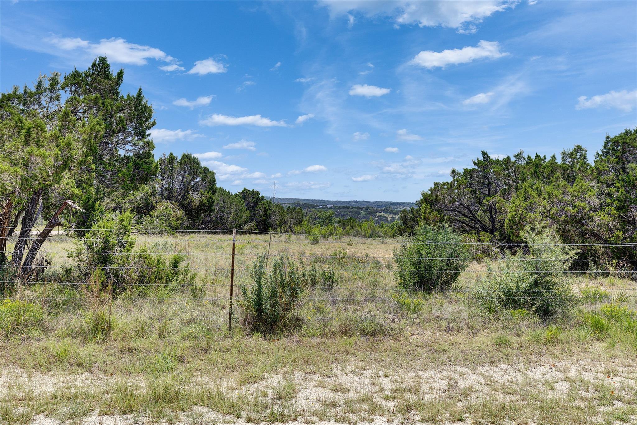 0 Hill View Trl, Dripping Springs, TX 78620