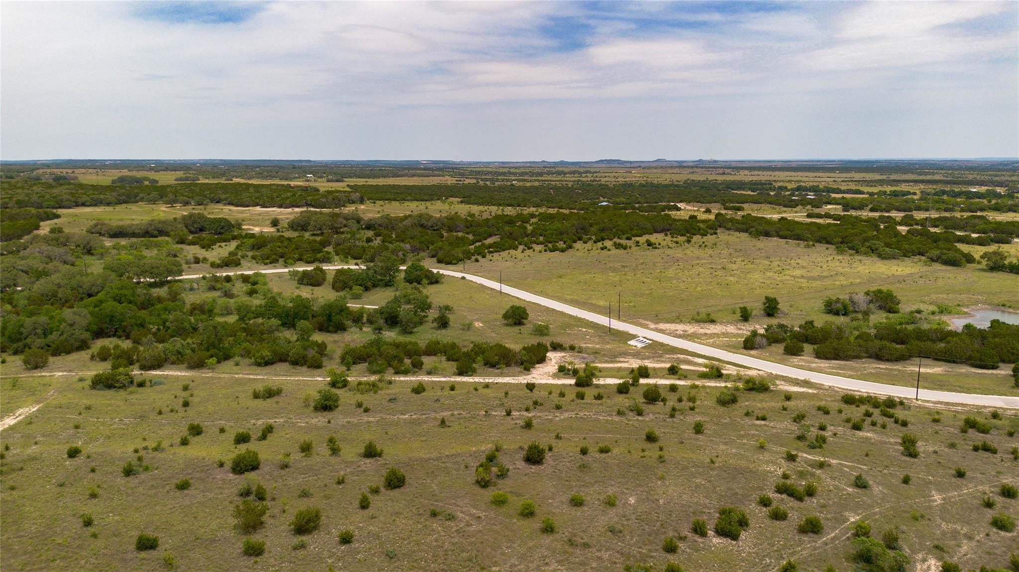 659 Shin Oak Dr, Lampasas, TX 76550