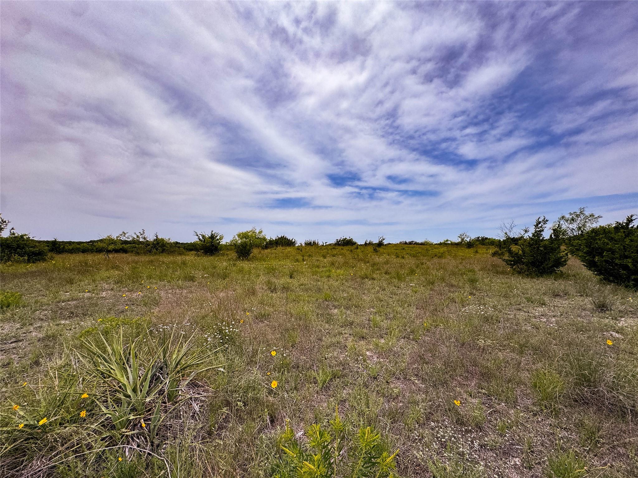 659 Shin Oak Dr, Lampasas, TX 76550