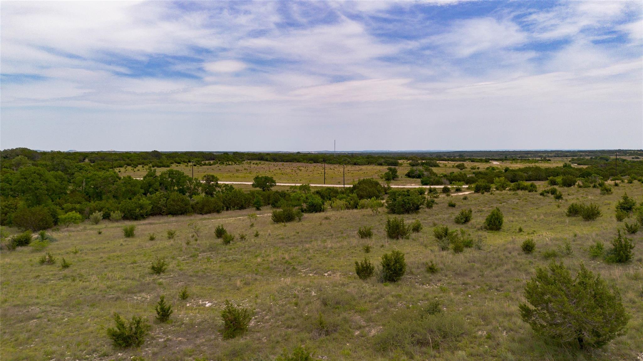 659 Shin Oak Dr, Lampasas, TX 76550