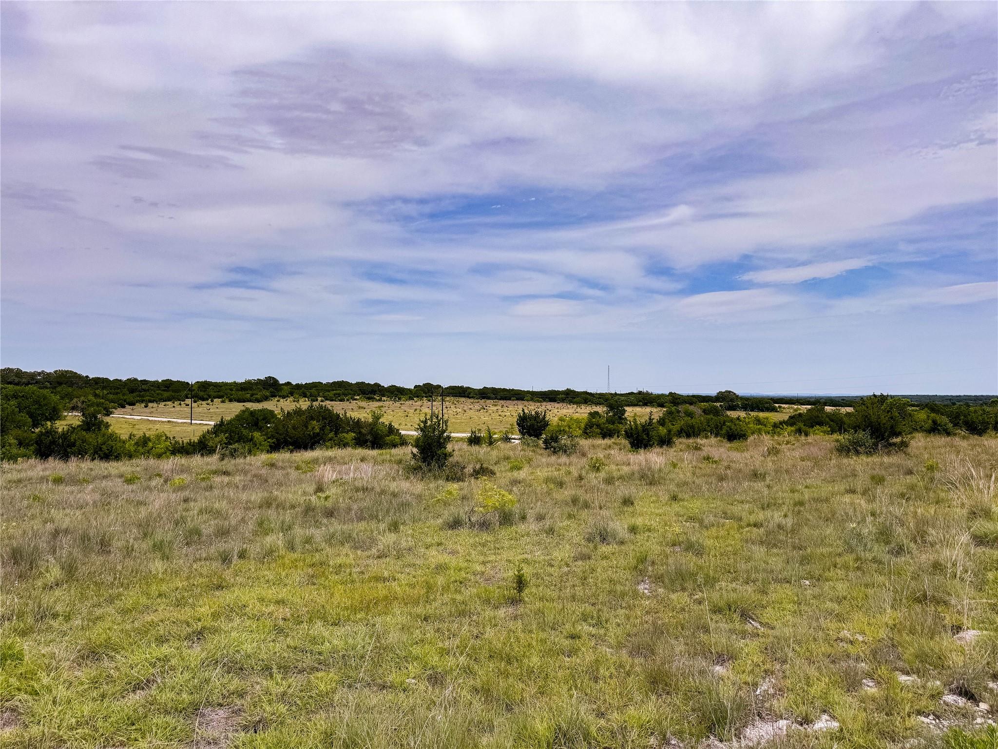 659 Shin Oak Dr, Lampasas, TX 76550