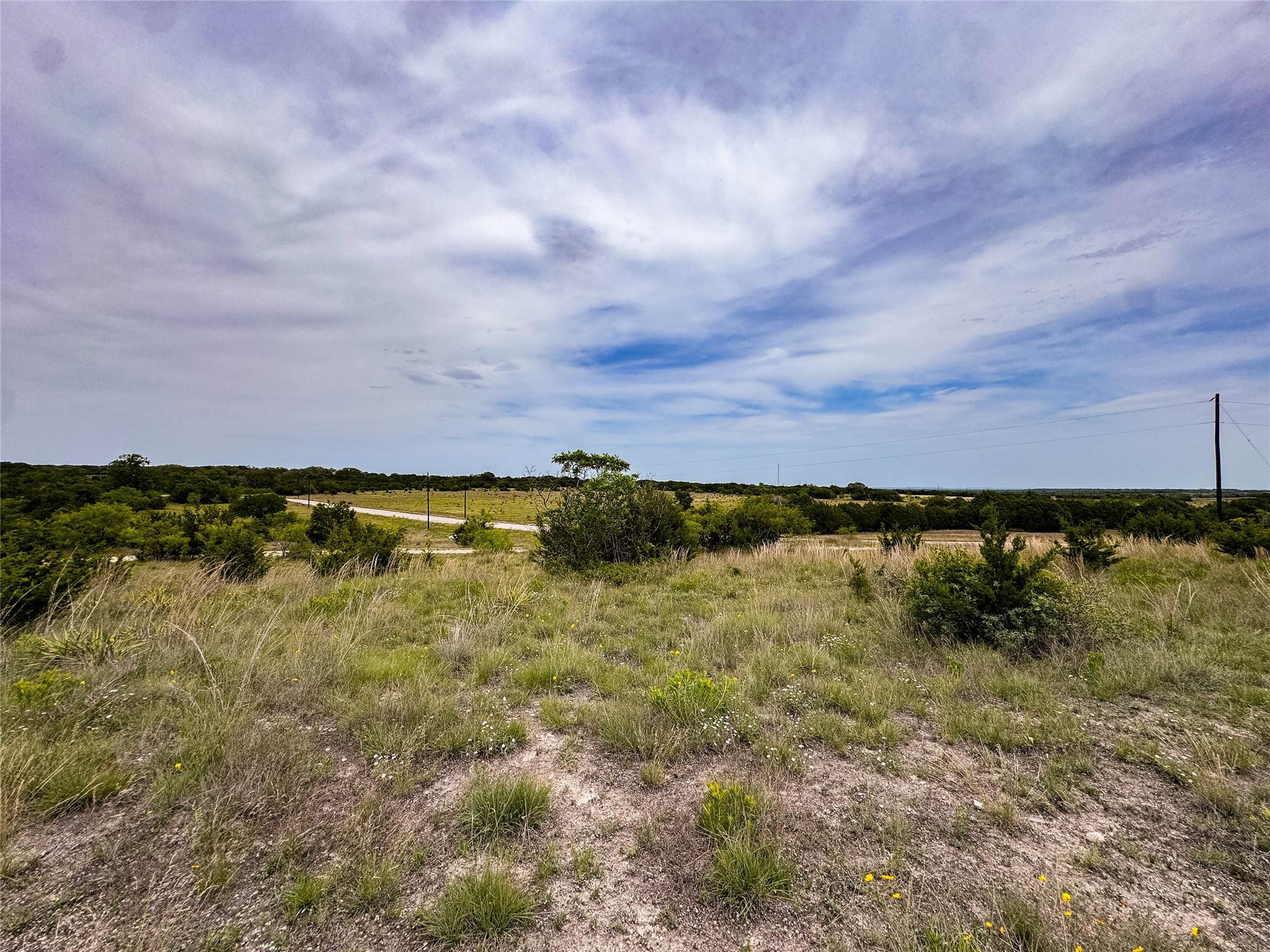 659 Shin Oak Dr, Lampasas, TX 76550
