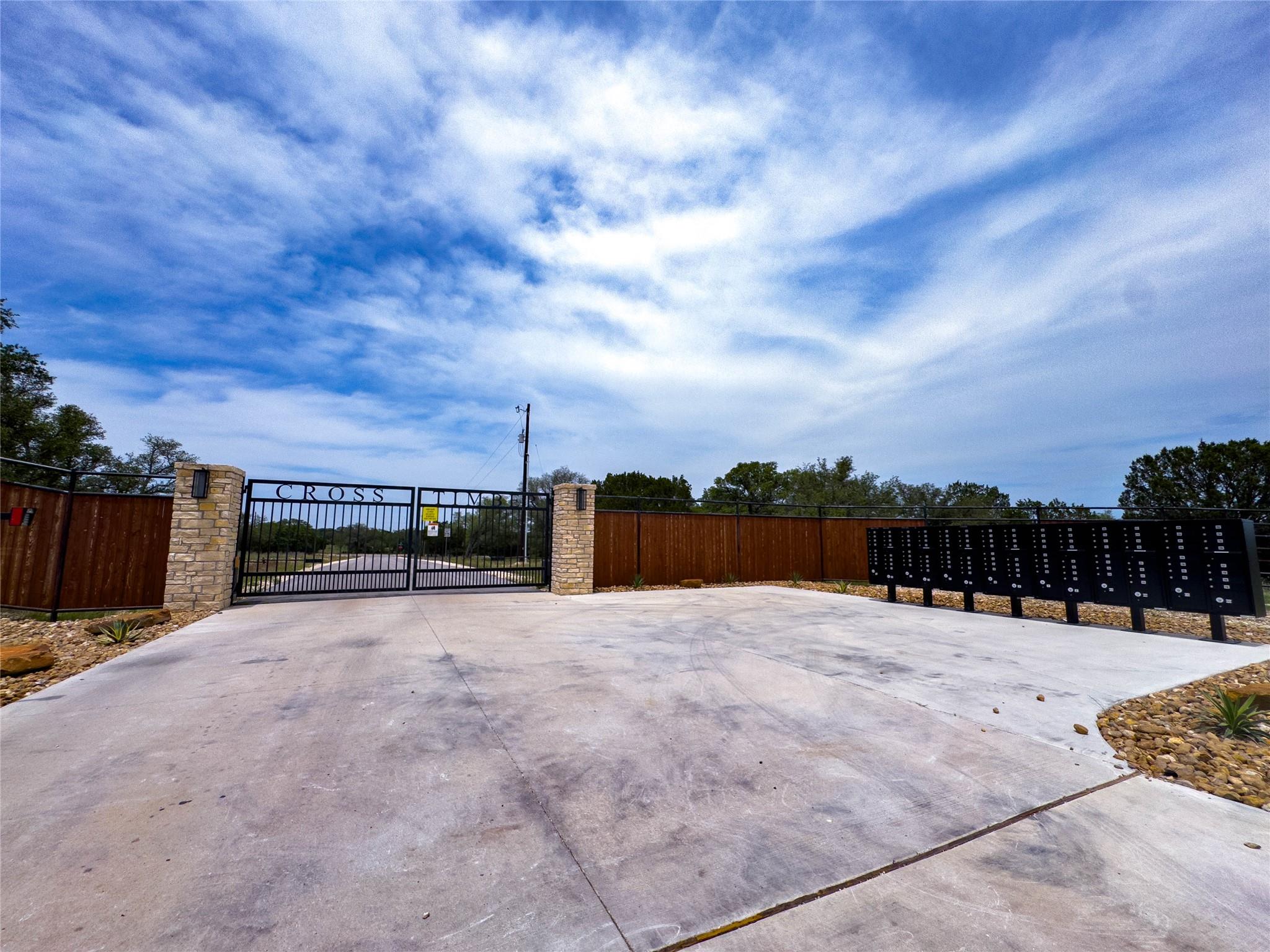 659 Shin Oak Dr, Lampasas, TX 76550