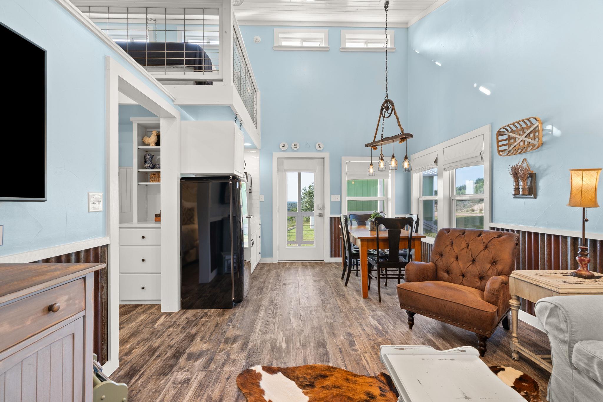 365 Billy Sisson Rd, Johnson City, TX 78636