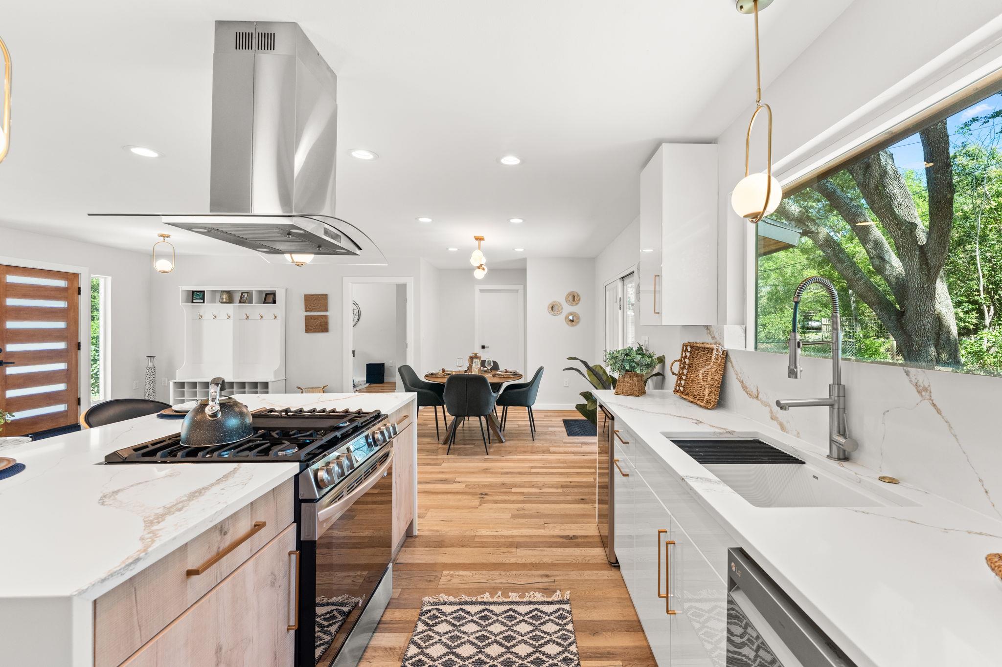 5102 Ravensdale Ln, Austin, TX 78723
