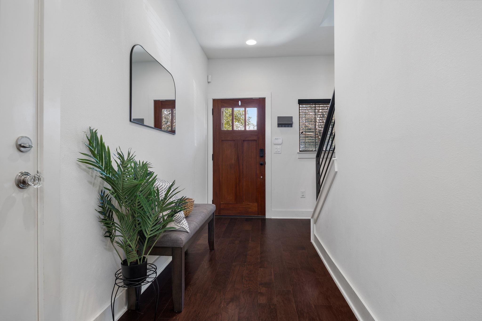 2703 Halcyon Dr # Eight, Austin, TX 78702