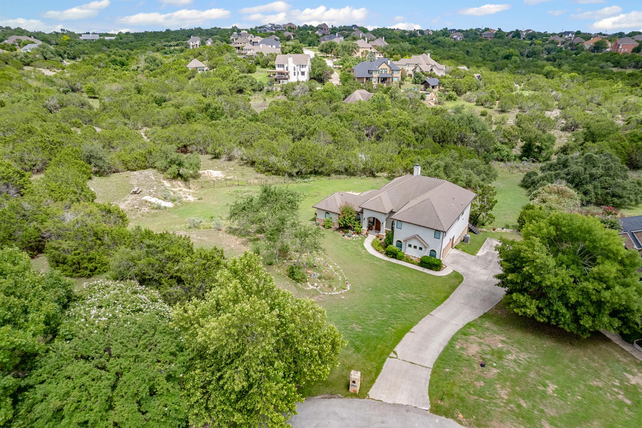 159 Catfish Cv, Dripping Springs, TX 78620