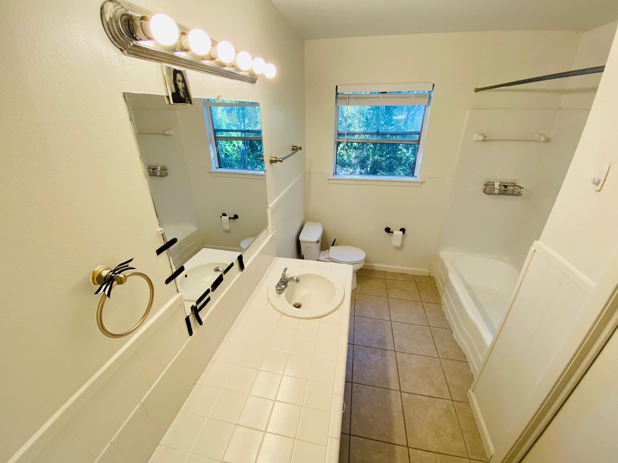 603 E Oltorf St # A, Austin, TX 78704