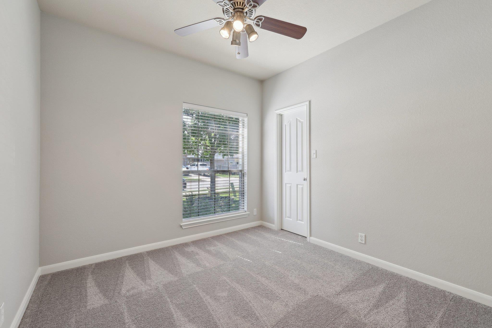 1207 Tricia Cv, Hutto, TX 78634
