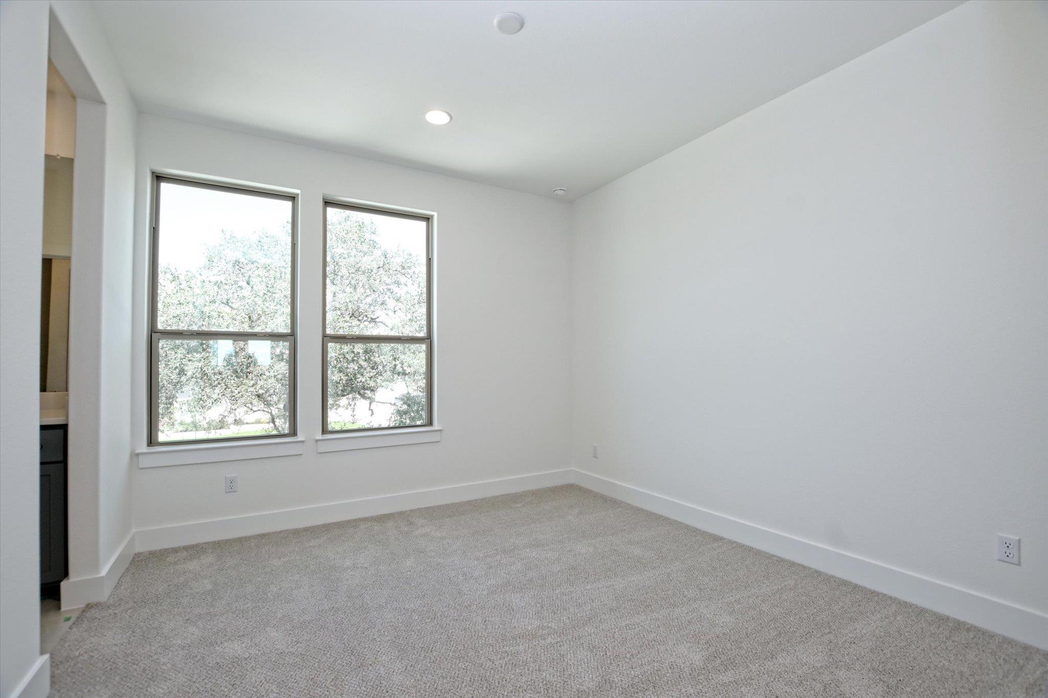 1209 Stormy Dr, Georgetown, TX 78633