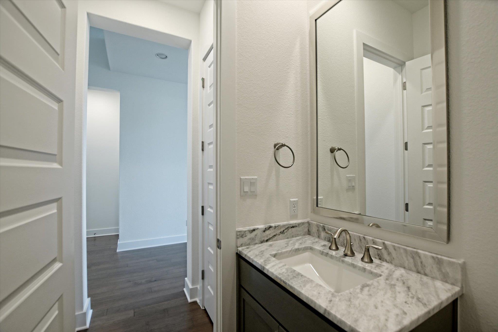 1209 Stormy Dr, Georgetown, TX 78633