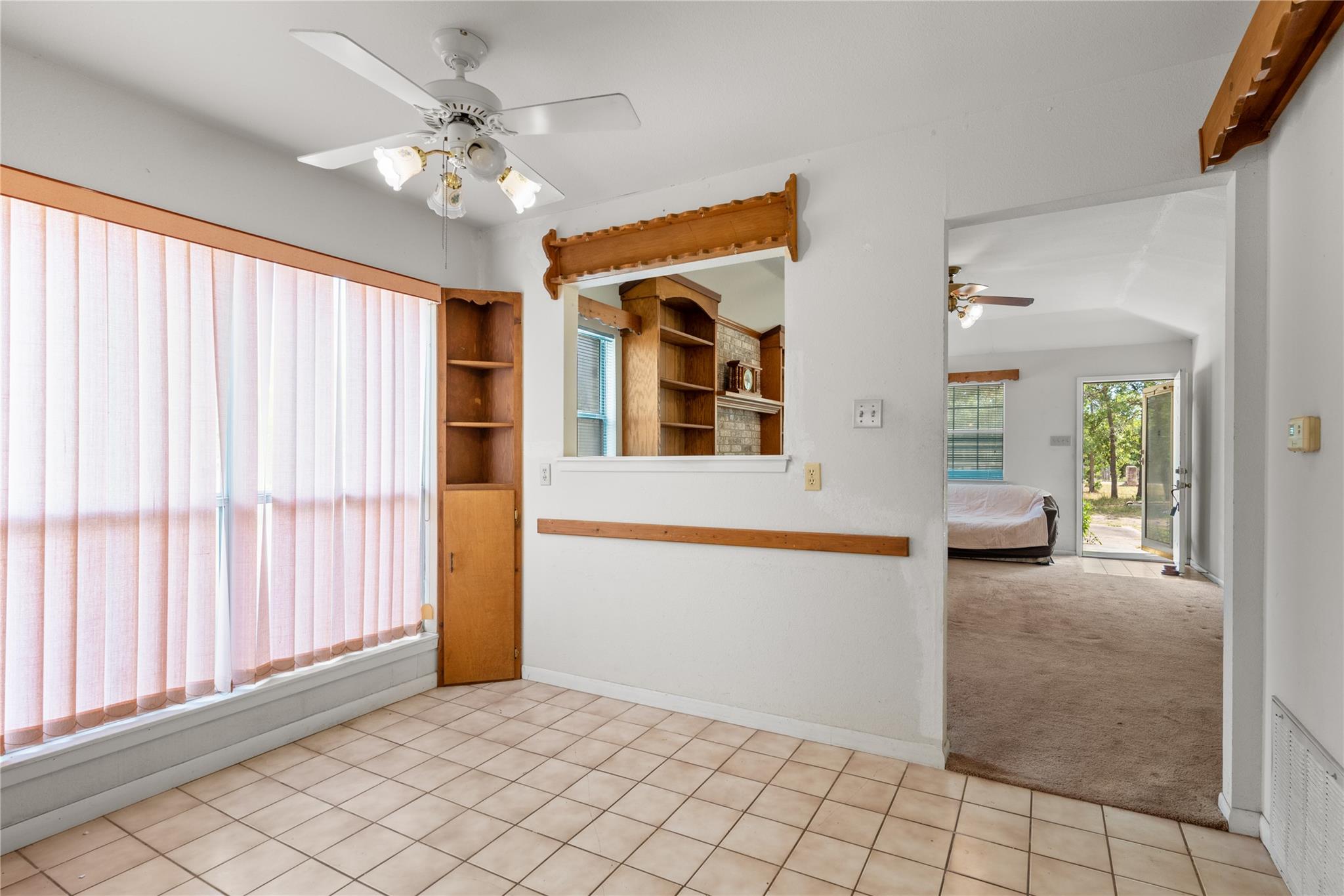 356 Cedar Ln, Cedar Creek, TX 78612