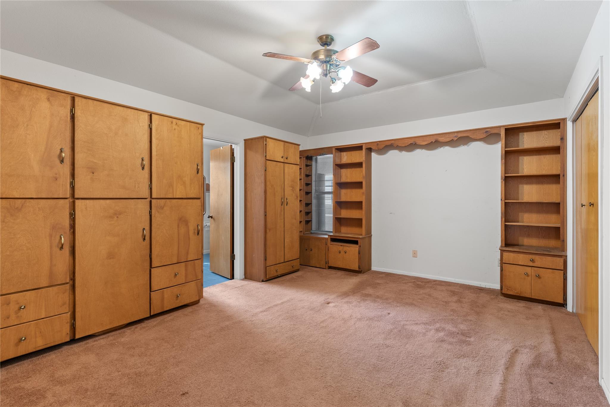 356 Cedar Ln, Cedar Creek, TX 78612