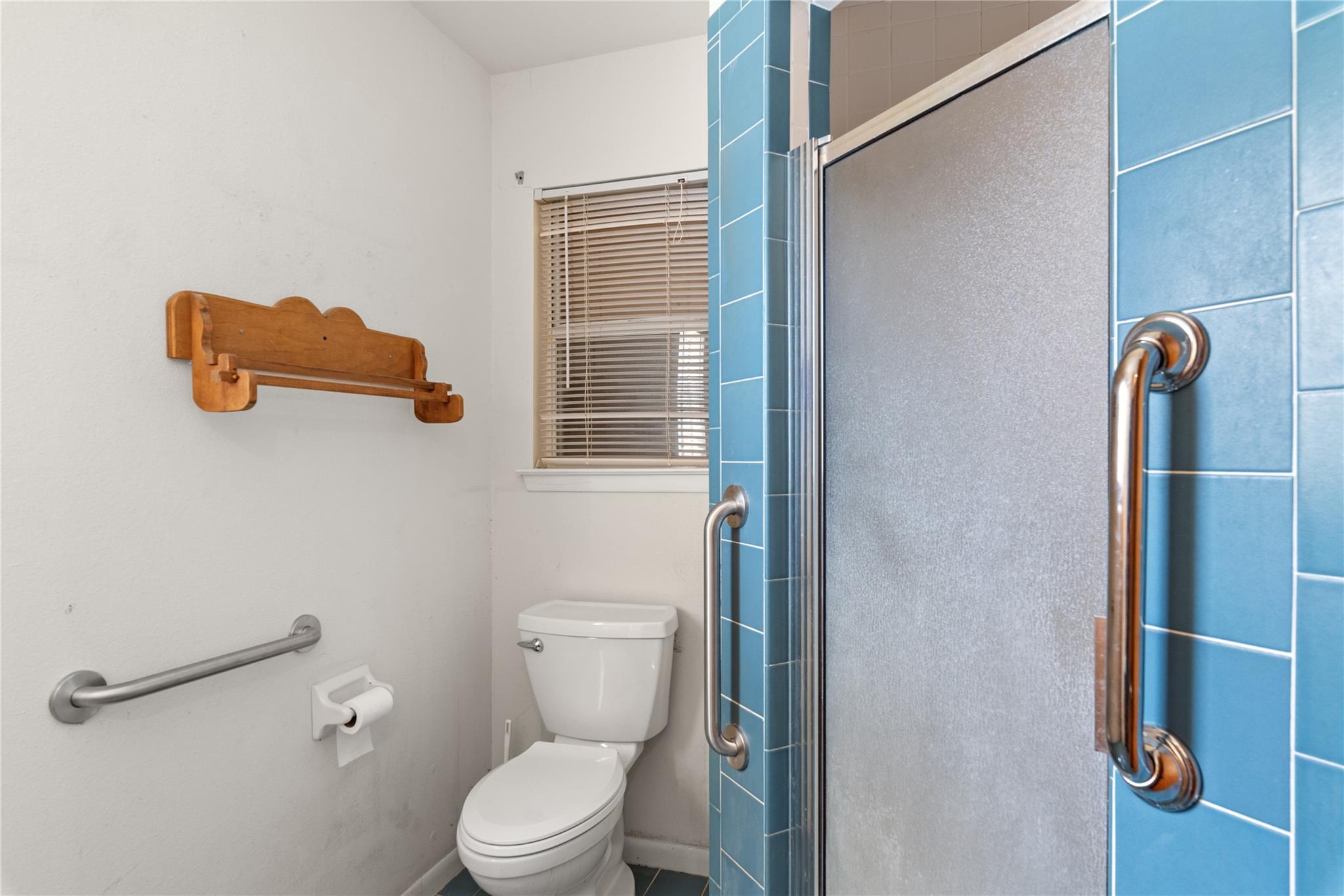 356 Cedar Ln, Cedar Creek, TX 78612