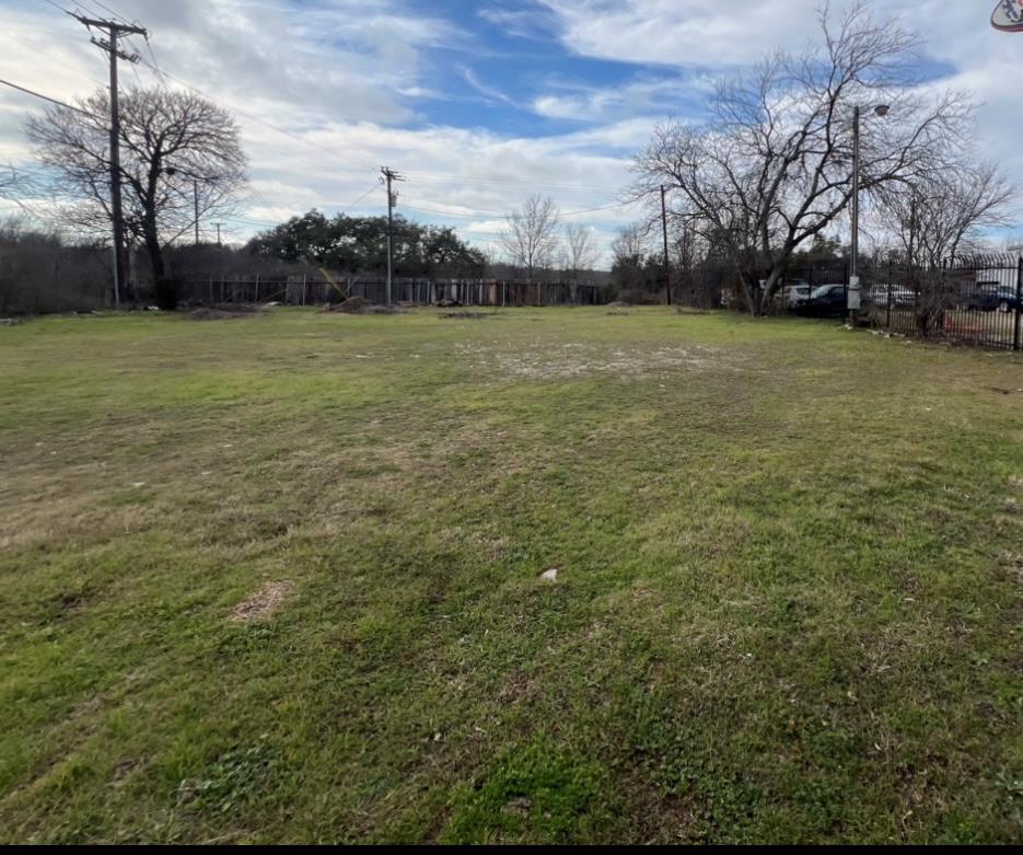 1700 N Interstate 35 Highway, Round Rock, TX 78681