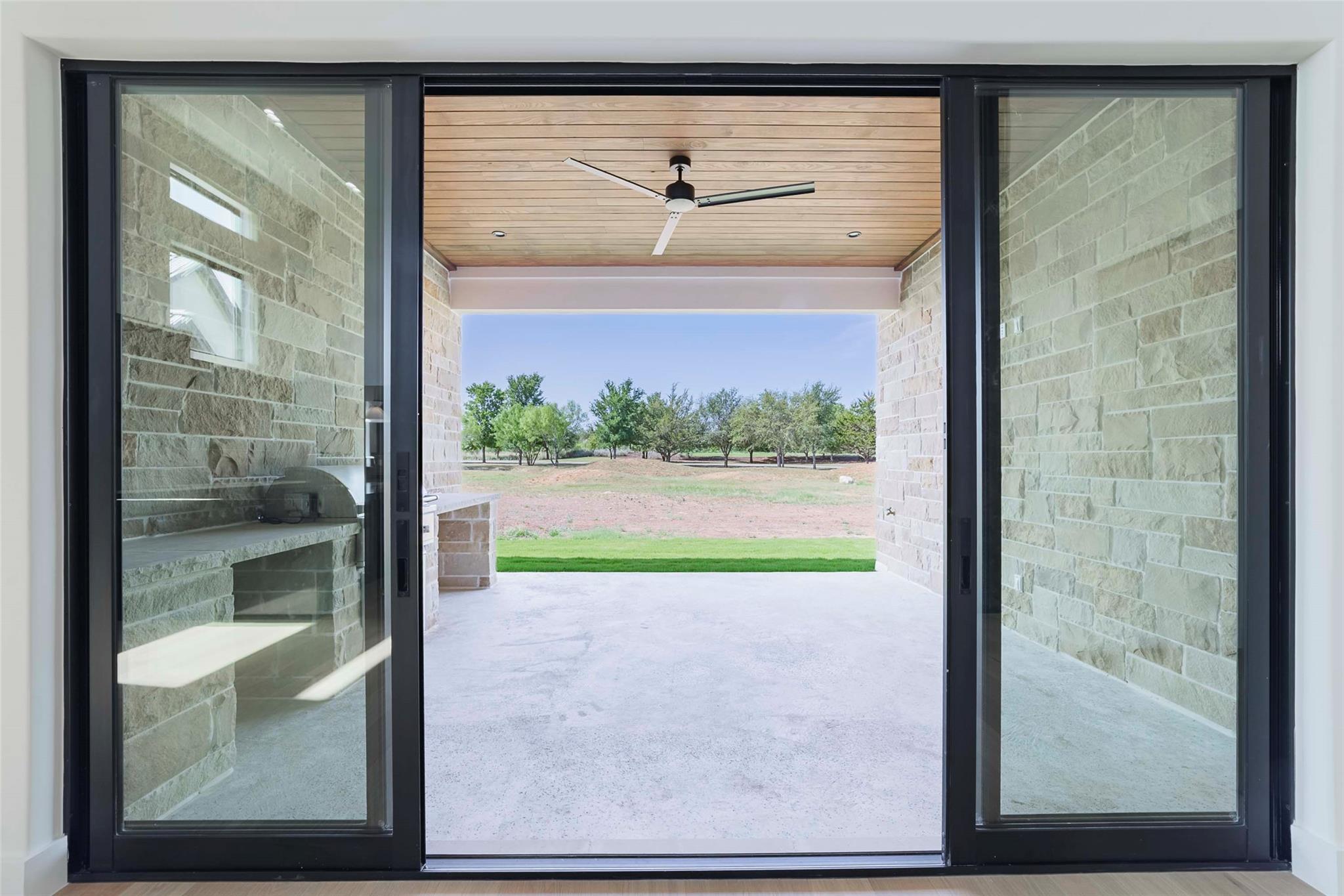 125 AZALEA Loop, Horseshoe Bay, TX 78657