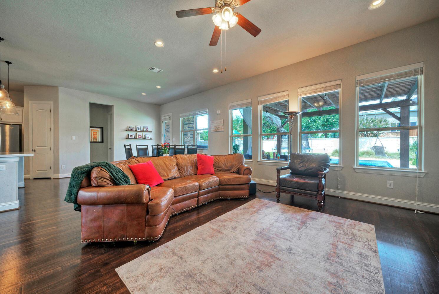 20304 Thumper Jack Ct, Pflugerville, TX 78660