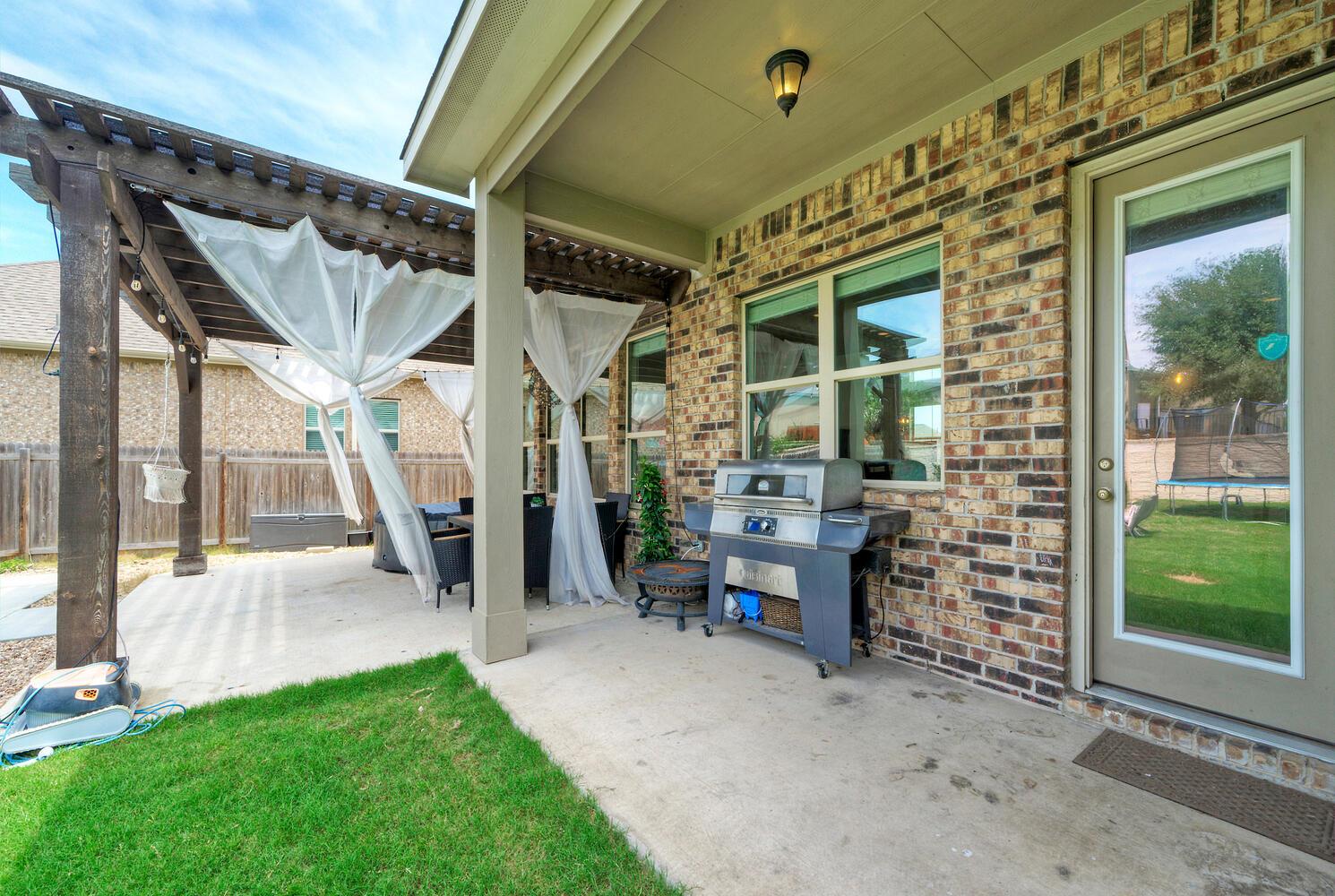 20304 Thumper Jack Ct, Pflugerville, TX 78660