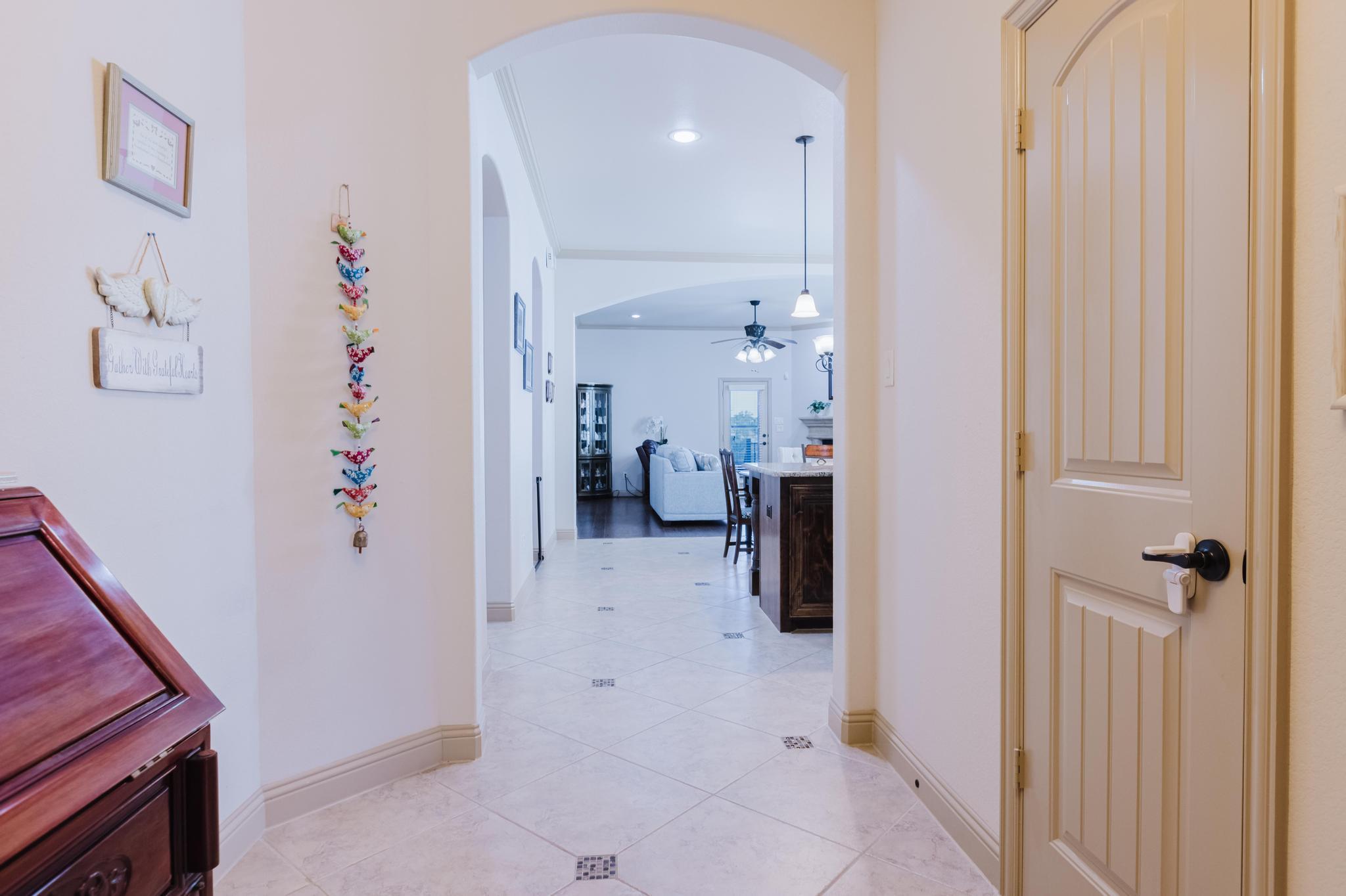 210 Yukon Cv, Hutto, TX 78634