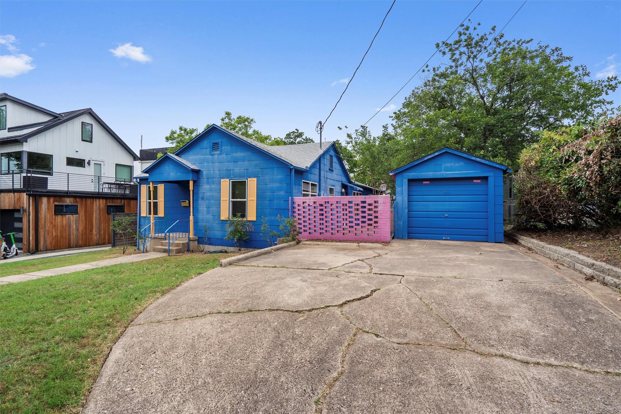 1105 Upland Dr, Austin, TX 78741