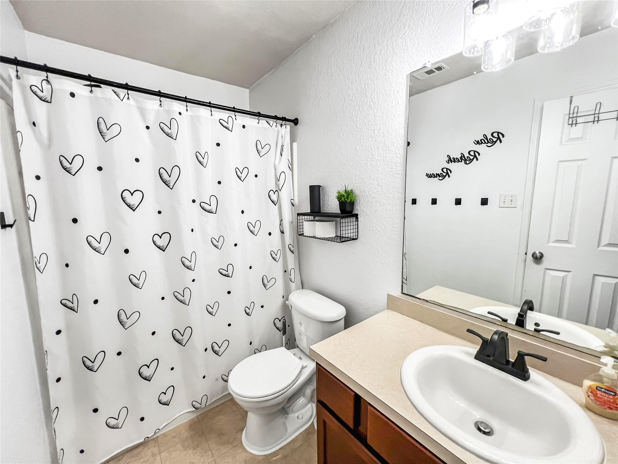 144 Calcite Ln, Jarrell, TX 76537