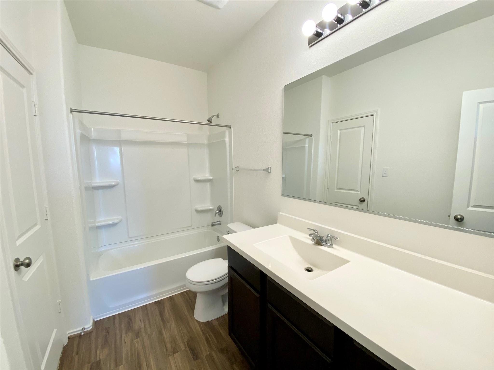 938 Circle Way, Jarrell, TX 76537